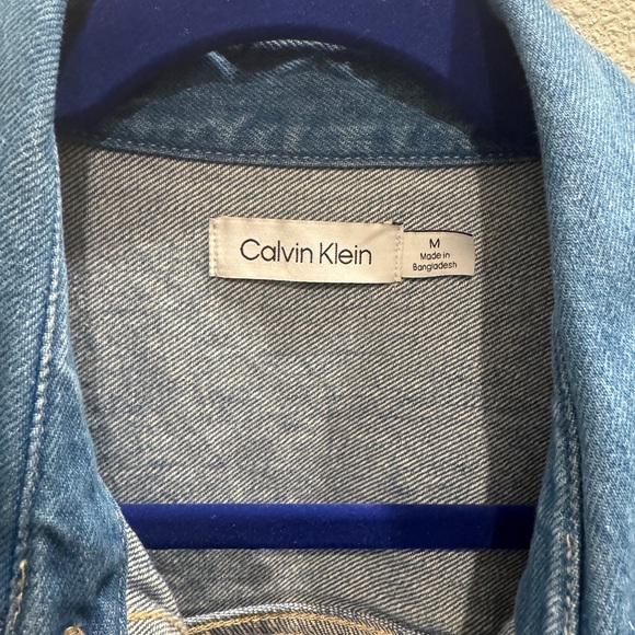 Calvin Klein Sunbleached Relaxed Denim Button-Down Shirt - Picture 5 of 10